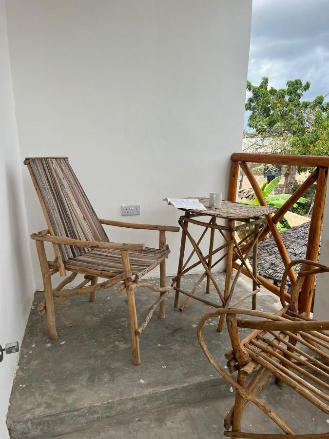 Mbuyuni Lodge ナングウィ エクステリア 写真