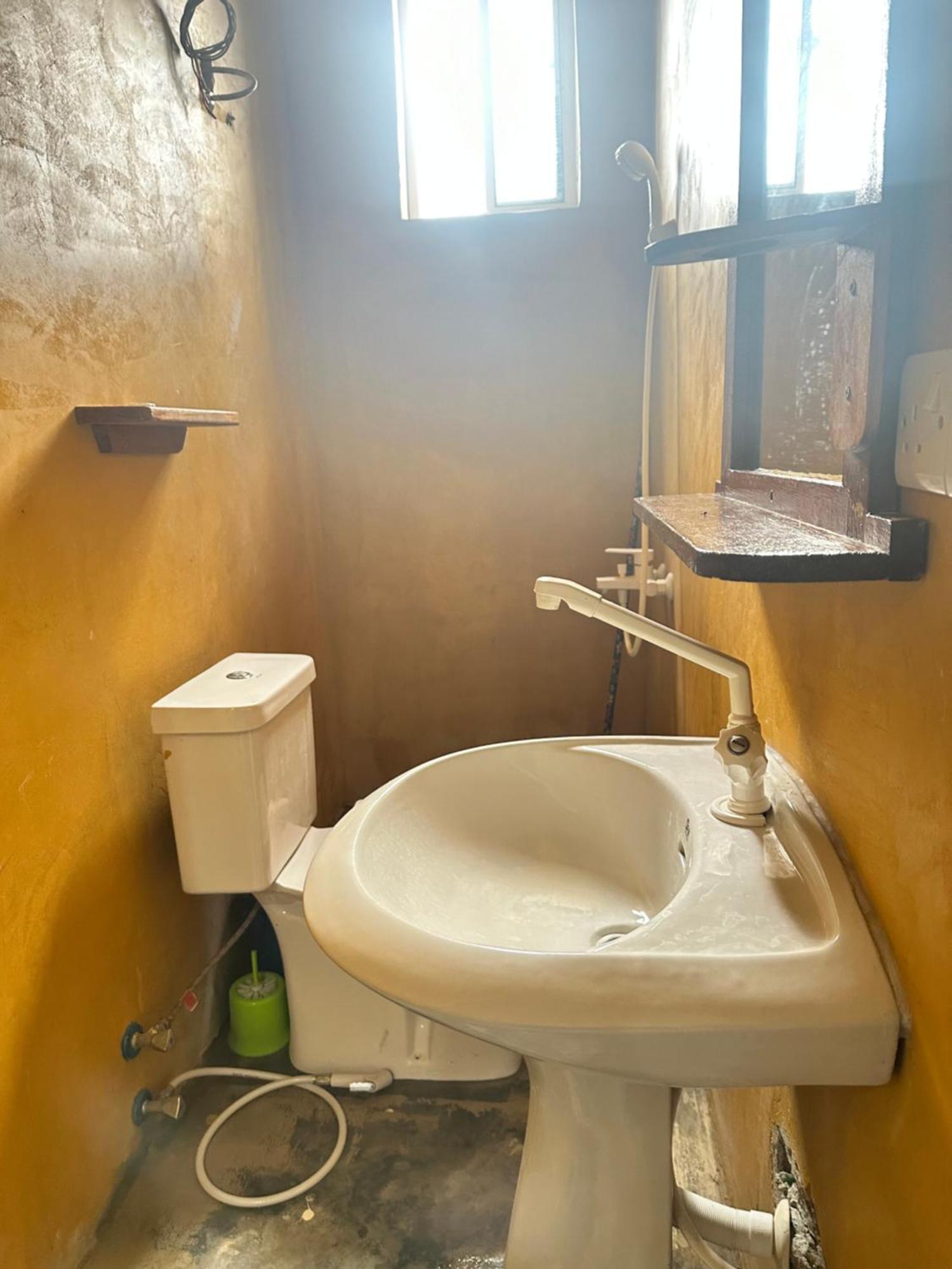 Mbuyuni Lodge ナングウィ エクステリア 写真